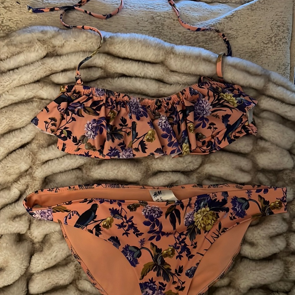 New condition bikini🌸🌺🌼